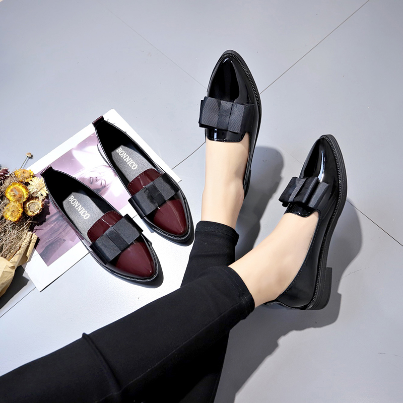 Zapatos Planos de Piel Sintéti - Patent Leather Pump reseña y precio