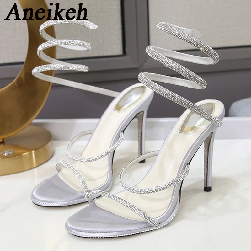 Aneikeh, moda de verano, hilo  - Women Shoes Zara reseña y precio