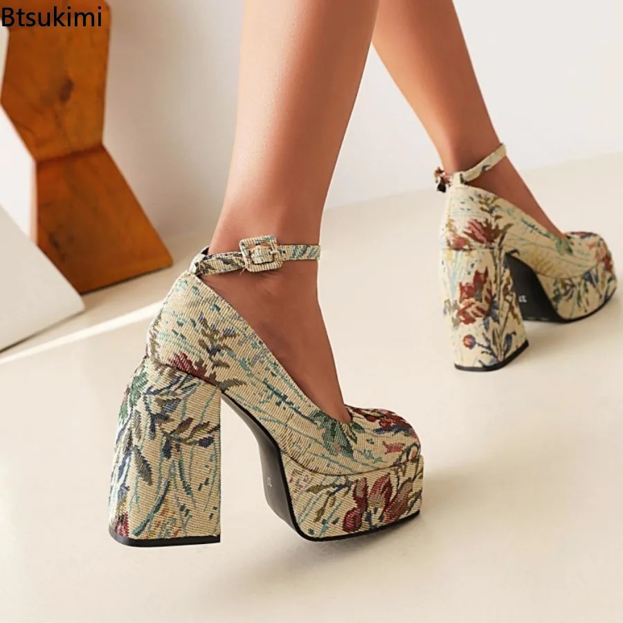 Zapatos de Tacón Grueso para M - Patent Leather Pump reseña y precio