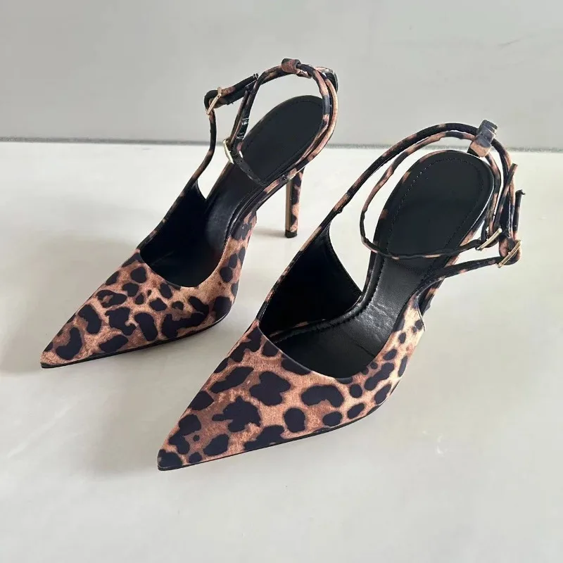 Zapatos de oficina con punta e - Women Shoes Zara reseña y precio
