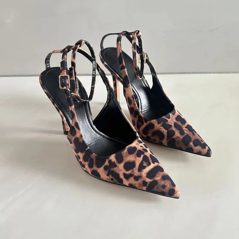 Zapatos de oficina con punta e - Women Shoes Zara reseña y precio